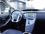 Toyota Prius 1.8 Dynamic Business (Navigatie,Camera,Cruise,JBL,1/2 Leer,HUD,Keyless,Xenon,PDC)