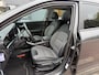 Kia Niro EV e-Niro DynamicPlusLine 64 kWh 100& SOH | Dealer onderhouden | Stoel + stuur verwarming | Climate control | Achteruitrijcamera | Trekhaak