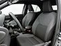 Toyota Yaris Cross 1.5 Hybrid 115 First Edition Comfort Pack | BTW voertuig | Dodehoek detectie | Stoel+stuurverwarming | Parkeersensoren voor+achter | Draadloze telefoonlader | Navigatie | Apple CarPlay/Android Auto |