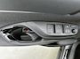 Toyota Yaris Cross 1.5 Hybrid 115 First Edition Comfort Pack | BTW voertuig | Dodehoek detectie | Stoel+stuurverwarming | Parkeersensoren voor+achter | Draadloze telefoonlader | Navigatie | Apple CarPlay/Android Auto |