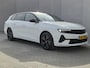 Opel Astra Electric 54 kWh GS / SOH 96% / Stuur- & Stoelverwarming / Rondomzicht camera / Navigatie / Apple Carplay Android Auto / CCS snelladen / Stand-kachel / Adaptief cruise control / Keyless Entry/Start / Lichtmetalen wielen 18“ /