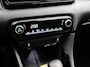 Toyota Yaris 1.5 Hybrid 115 Dynamic Comfort Pack | BTW voertuig | Dodehoek detectie | Stoel+stuurverwarming | Parkeersensoren voor+achter | Draadloze telefoonlader | Navigatie | Apple CarPlay/Android Auto | Buy n Drive!
