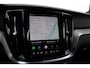 Volvo V60 2.0 T8 Plug-in hybrid AWD Plus Dark | Panoramadak | Trekhaak | Verwarmbare voorstoelen en stuurwiel | Verwarmde achterbank | Head-up display | 360 graden camera | Premium audio by Harman Kardon | Adaptieve cruise control & pilot assist | Volledig elektrisch verstelbare stoelen met geheugen | Apple carplay/Android auto