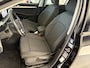 Volkswagen Golf 1.0 TSI Life Airco - Apple carplay - Parkeersensoren - Navigatie - Draadloze telefoonlader - Licht metalen velgen 16 inch - Keyless start - Led verlichting - Radio - Bluetooth - Cruise control - Centrale vergrendeling met afstandsbediening - Start/stop systeem - Stuur leder - Stuur multifunctioneel