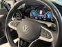 Volkswagen Golf 1.0 TSI Life Airco - Apple carplay - Parkeersensoren - Navigatie - Draadloze telefoonlader - Licht metalen velgen 16 inch - Keyless start - Led verlichting - Radio - Bluetooth - Cruise control - Centrale vergrendeling met afstandsbediening - Start/stop systeem - Stuur leder - Stuur multifunctioneel