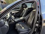 Mercedes-Benz E-klasse 220 d AMG | Panoramadak | Camera | Sfeerverlichting | Navigatie | Stoelverwarming |