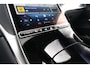 Mercedes-Benz GLC 300e 4MATIC AMG Line | Massage | Schuifkanteldak | Trekhaak
