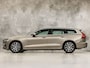 Volvo V60 2.0 T6 Recharge AWD Inscription 340Pk Automaat (SOH 81,4,%, APPLE CARPLAY, HARMAN/KARDON, ZWART HEMEL, BRUIN LEDER, SPORTSTOELEN, STUUR/STOELVERWARMING, KEYLESS, NIEUWSTAAT)