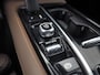 Volvo V60 2.0 T6 Recharge AWD Inscription 340Pk Automaat (SOH 81,4,%, APPLE CARPLAY, HARMAN/KARDON, ZWART HEMEL, BRUIN LEDER, SPORTSTOELEN, STUUR/STOELVERWARMING, KEYLESS, NIEUWSTAAT)