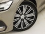 Volvo V60 2.0 T6 Recharge AWD Inscription 340Pk Automaat (SOH 81,4,%, APPLE CARPLAY, HARMAN/KARDON, ZWART HEMEL, BRUIN LEDER, SPORTSTOELEN, STUUR/STOELVERWARMING, KEYLESS, NIEUWSTAAT)