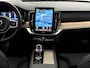 Volvo XC90 2.0 T8 Plug-in hybrid AWD Plus Dark Facelift 7P Panoramadak, 360 Camera, Harman/Kardon, Winterpakket, Memory stoelen, Head-up display, Elektrische achterklep, Cruise control adaptief