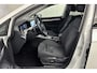 Volkswagen Golf 1.0 eTSI Life Business | Schuif-/kanteldak | Stoelverwarming