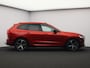 Volvo XC60 T8 AWD Plug-in hybrid Ultra Dark / Luchtvering / Bowers & Wilkins / Trekhaak / Panoramadak / 21"velgen / Gelaagde zijruiten / Privacy Glass