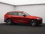 Volvo XC60 T8 AWD Plug-in hybrid Ultra Dark / Luchtvering / Bowers & Wilkins / Trekhaak / Panoramadak / 21"velgen / Gelaagde zijruiten / Privacy Glass