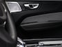 Volvo XC60 T8 AWD Plug-in hybrid Ultra Dark / Luchtvering / Bowers & Wilkins / Trekhaak / Panoramadak / 21"velgen / Gelaagde zijruiten / Privacy Glass