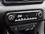 Toyota Yaris 1.5 Hybrid 115 Dynamic Comfort Pack | BTW voertuig | Dodehoek detectie | Stoel+stuurverwarming | Parkeersensoren voor+achter | Draadloze telefoonlader | Navigatie | Apple CarPlay/Android Auto |