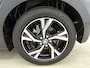 Toyota Yaris 1.5 Hybrid 115 Dynamic Comfort Pack | BTW voertuig | Dodehoek detectie | Stoel+stuurverwarming | Parkeersensoren voor+achter | Draadloze telefoonlader | Navigatie | Apple CarPlay/Android Auto |