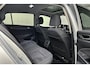 Volkswagen Golf 1.5 TSI Life Business | Schuif-/kanteldak | Stoelverwarming | LED koplampen
