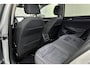 Volkswagen Golf 1.5 TSI Life Business | Schuif-/kanteldak | Stoelverwarming | LED koplampen