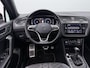 Volkswagen Tiguan Allspace 1.5 TSI R-Line Business+ 7p. | Panodak | Camera | Zwenkbare trekhaak | Stoelverwarming |
