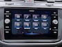 Volkswagen Tiguan Allspace 1.5 TSI R-Line Business+ 7p. | Panodak | Camera | Zwenkbare trekhaak | Stoelverwarming |