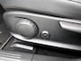 Mercedes-Benz A-klasse 250 e AMG Nightpakket | Panoramadak | Trekhaak | Alarm | Sfeerverlichting | Keyless Go | Stuur en Stoelverwarming | CarPlay | Inclusief 24 maanden Mercedes-Benz Certified garantie voor Europa.