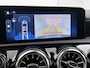 Mercedes-Benz A-klasse 250 e AMG Nightpakket | Panoramadak | Trekhaak | Alarm | Sfeerverlichting | Keyless Go | Stuur en Stoelverwarming | CarPlay | Inclusief 24 maanden Mercedes-Benz Certified garantie voor Europa.