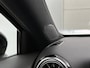 Mercedes-Benz A-klasse 250 e AMG Nightpakket | Panoramadak | Trekhaak | Alarm | Sfeerverlichting | Keyless Go | Stuur en Stoelverwarming | CarPlay | Inclusief 24 maanden Mercedes-Benz Certified garantie voor Europa.