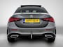 Mercedes-Benz A-klasse 250 e AMG Nightpakket | Panoramadak | Trekhaak | Alarm | Sfeerverlichting | Keyless Go | Stuur en Stoelverwarming | CarPlay | Inclusief 24 maanden Mercedes-Benz Certified garantie voor Europa.