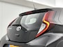 Toyota Aygo X 1.0 VVT-i MT Play | BTW voertuig | Apple CarPlay/Android Auto | Cruise Control Adaptive | achteruitrijcamera |