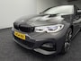 BMW 3-Serie 330e M-Sport | 19 Inch | Trekhaak | Schuif-Kanteldak | Head Up Display | Leer | Assisted Driving