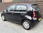 Volkswagen Up! 1.0 move up! BlueMotion / Navigatie / Airco / NL-auto