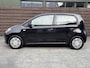 Volkswagen Up! 1.0 move up! BlueMotion / Navigatie / Airco / NL-auto