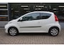Peugeot 107 1.0-12V XS met nieuwe apk en koppeling!