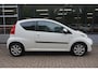 Peugeot 107 1.0-12V XS met nieuwe apk en koppeling!