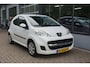 Peugeot 107 1.0-12V XS met nieuwe apk en koppeling!