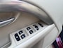 Volvo V70 2.0 Kinetic CLIMA / CRUISE / LPG / LEDER