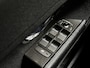 Land Rover Range Rover Evoque 2.0 Si 4WD Prestige/ Automaat!/ Pano-Dak/ Bi-Xenon/ Zwarte Hemel/ Meridian-Audio/ Flippers/ Camera/ Elek.Klep/ 19''LMV/ LED Dagrijverl./ Keyless GO/ Stoelverw./ Clima/ Navi/ Cruise/ Bluetooth/ Multi.LEDER.Stuur/