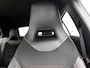 Mercedes-Benz A-klasse 180 Business Solution AMG | AMG-Line In en Exterieur | Sfeerverlichting | Navigatie | Achteruitrijcamera | Inclusief 24 maanden MB Certified garantie voor Europa.