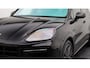 Porsche Cayenne 4.0 Turbo E-Hybrid | Burmester 3D | PCCB | Stoelventilatie | Head-up | Panoramadak | Carbon | Sportuitlaat | Trekhaak
