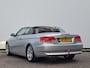 BMW 3-Serie Cabrio 320i Spring Trekhaak Leer Nav/Cruise Xenon Memory Orig.NL Voll.Onderhouden!