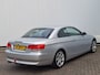 BMW 3-Serie Cabrio 320i Spring Trekhaak Leer Nav/Cruise Xenon Memory Orig.NL Voll.Onderhouden!