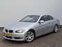 BMW 3-Serie Cabrio 320i Spring Trekhaak Leer Nav/Cruise Xenon Memory Orig.NL Voll.Onderhouden!