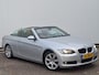 BMW 3-Serie Cabrio 320i Spring Trekhaak Leer Nav/Cruise Xenon Memory Orig.NL Voll.Onderhouden!