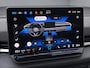 Volkswagen T-Roc 1.5 eTsi 150pk DSG R-Line First Edition · Camera · Apple/Android Car Play · Stoelverwarming · Alarm · Elek. Achterklep · P-Sensoren · IQ.Light · Garantie t/m 12-01-2028