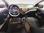 Kia Picanto 1.0 DynamicLine | Dealer onderhouden | Climate control & cruise control | Bluetooth | Lichtmetalen velgen | Metallic lak | Fabrieksgarantie | NAP