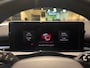 Volkswagen T-Roc 1.5 eTsi R-Line First Edition|Pano|Matrix|Keyless|H&K|HUD|360|Trekhaak|