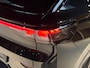 Volkswagen T-Roc 1.5 eTsi R-Line First Edition|Pano|Matrix|Keyless|H&K|HUD|360|Trekhaak|