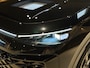 Volkswagen T-Roc 1.5 eTsi R-Line First Edition|Pano|Matrix|Keyless|H&K|HUD|360|Trekhaak|