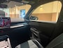 Volkswagen T-Roc 1.5 eTsi R-Line First Edition|Pano|Matrix|Keyless|H&K|HUD|360|Trekhaak|